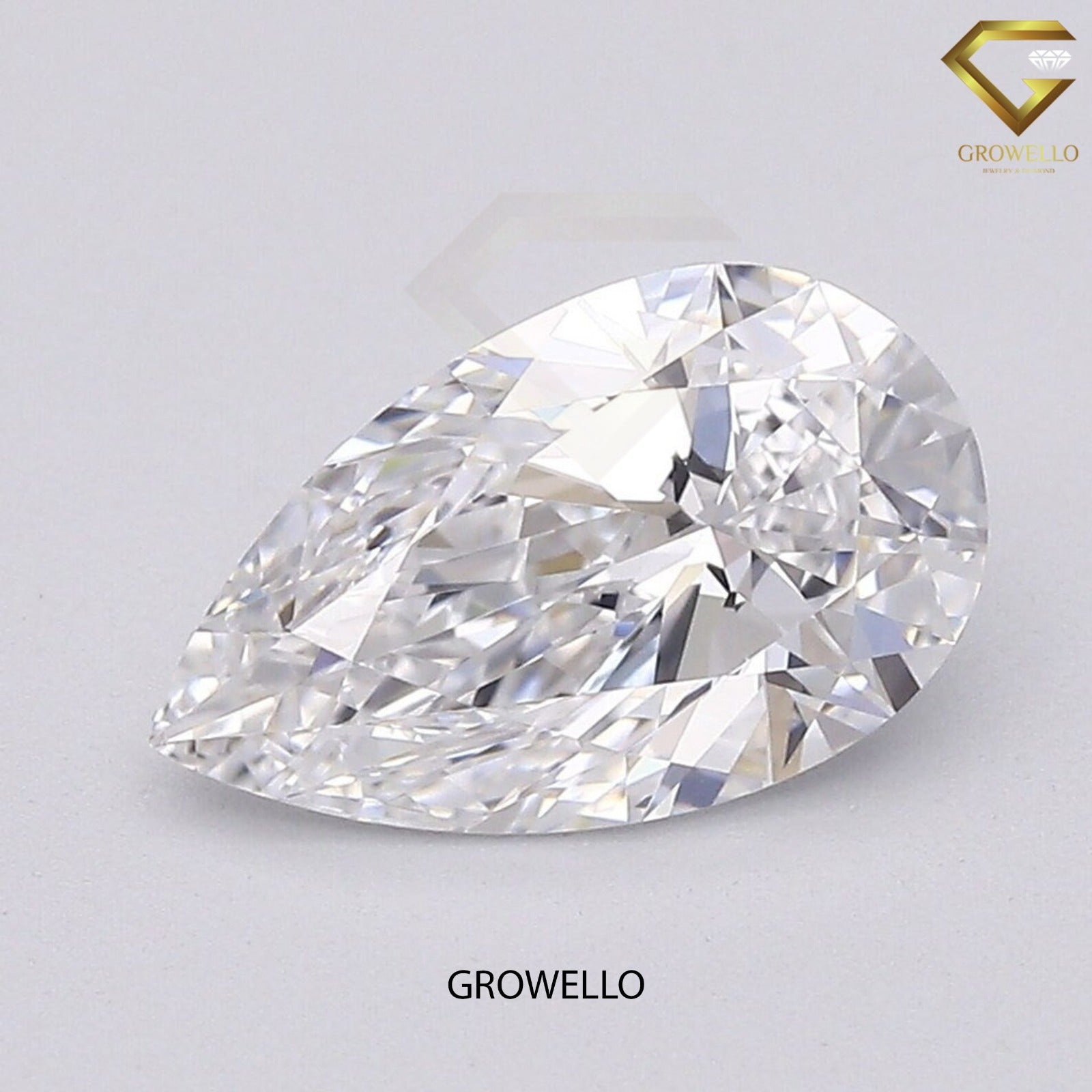 Pear-shaped diamond on a light gray background with 'Growello' branding.